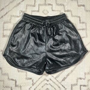Shinestar Black Quilted Athletic Shorts